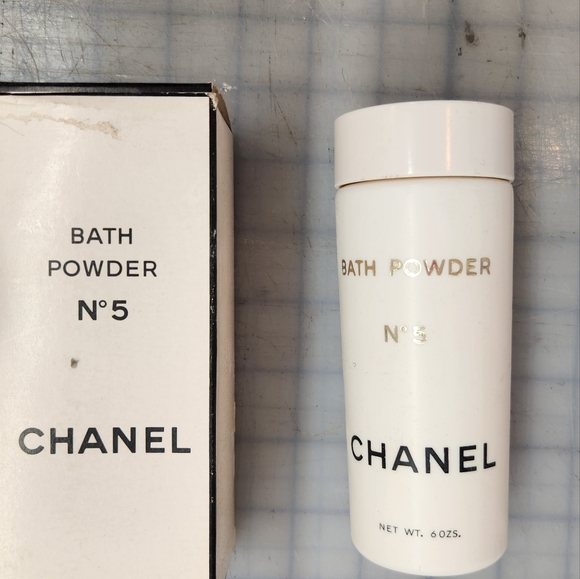 RARE Vintage CHANEL No 5 Bath Powder 6 oz NIB - Picture 1 of 4
